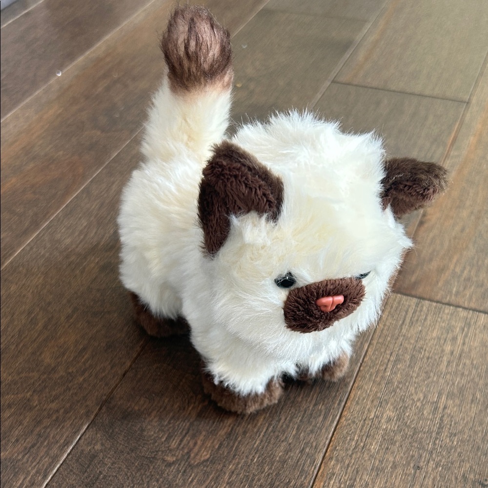 American Girl Plush Cat with Cream and‎ Brown Fur